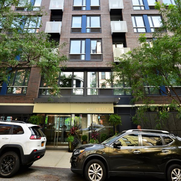 
            Griffin Court Condominium Building, 454 West 54th Street, New York, NY, 10019, Midtown West NYC Condos        